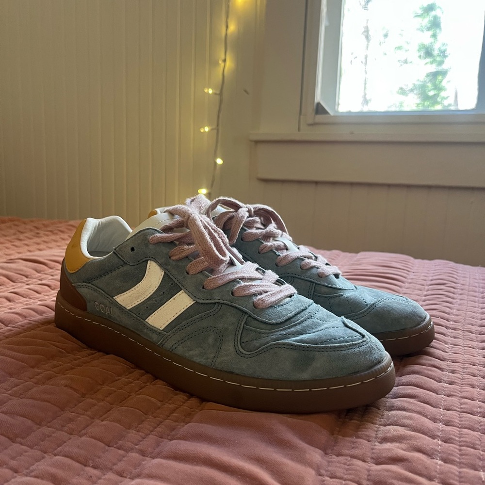 Coolway Women’s Goal Green Land Sneakers, size US 8/EU 42